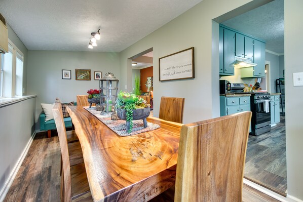 Dining - Cotter Home With Gas Grill: Walk to White River! (Cotter)