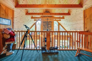 House (5 Bedrooms) | Interior