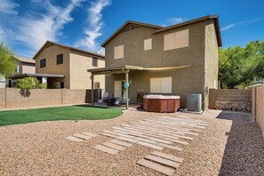 House (4 Bedrooms) | Interior