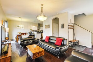 House (4 Bedrooms) | Interior
