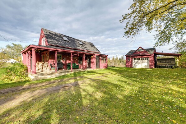 House (4 Bedrooms) | Front of property