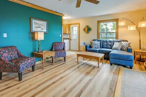 House (3 Bedrooms) | Front of property