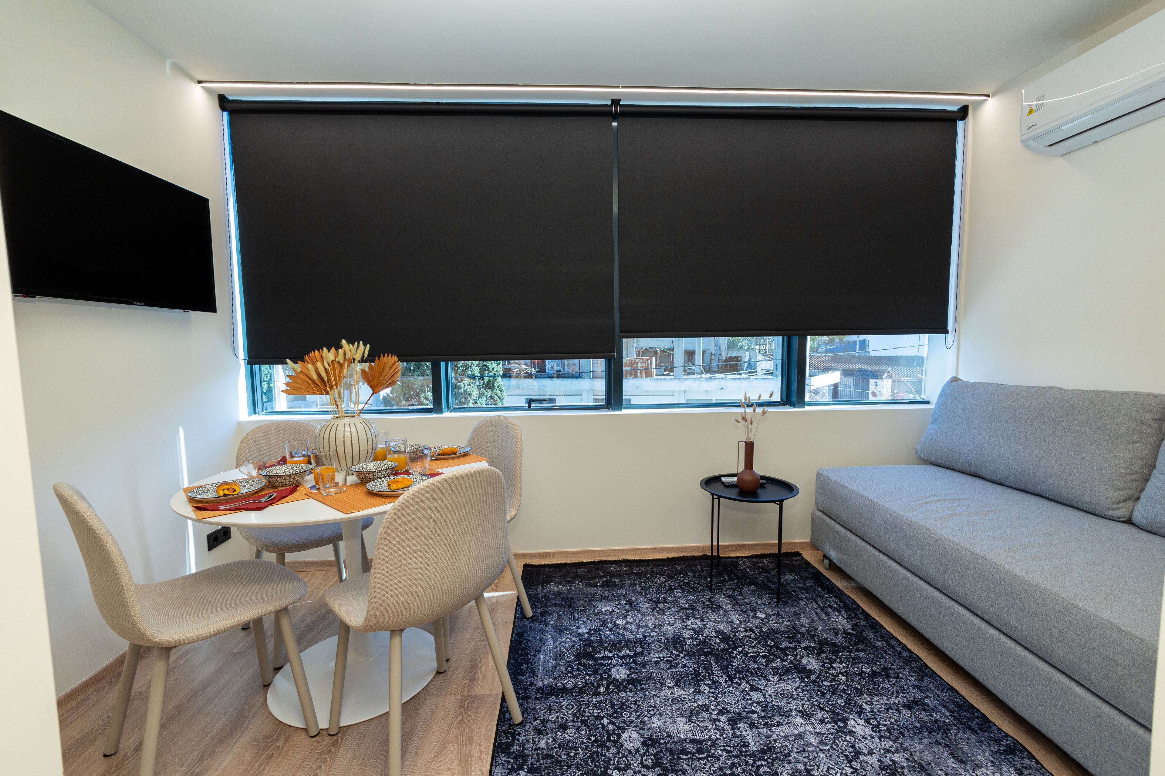 Superior Studio | Living area