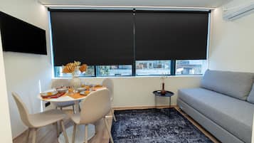 Superior Studio | Living area