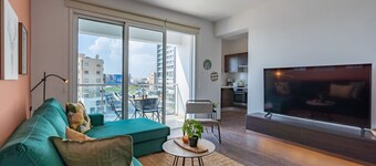 Harbor 304: Stylish 1-Bedroom Apartment in Larnaca