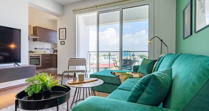 Harbor 401: Stylish 1-Bedroom Apartment in Larnaca