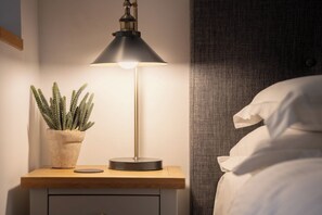1 chambre, fer et planche Ă repasser, Wi-Fi, draps fournis