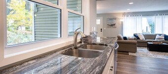Great Location with Lake Michigan Access