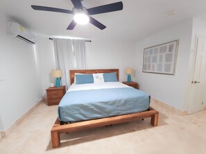 3 bedrooms, in-room safe, iron/ironing board, free WiFi