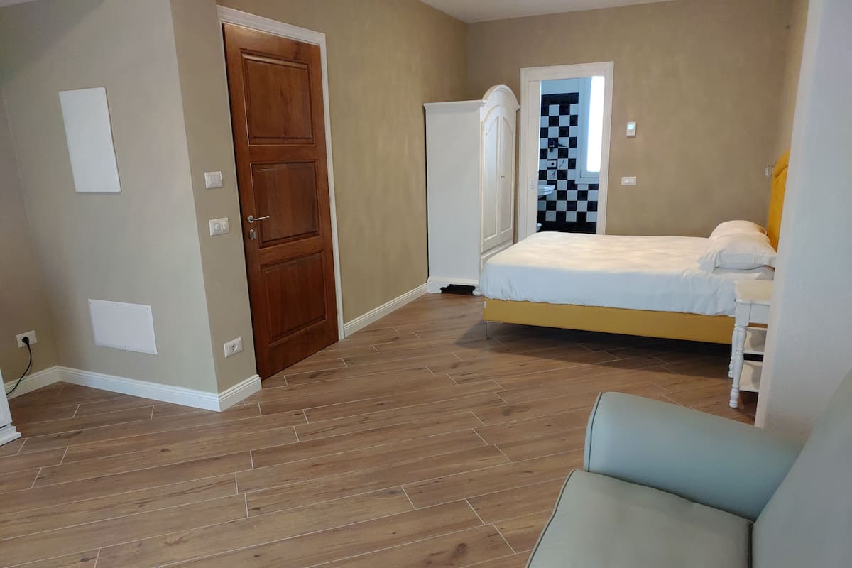 Suite Royal | 1 camera, biancheria da letto di alta qualità, copriletto in piuma