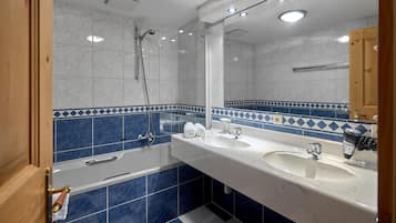 SĂšche-cheveux, papier toilette