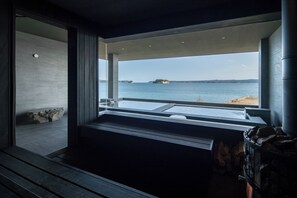 Sauna - HITOTSU NOTOJIMA (Nanao)