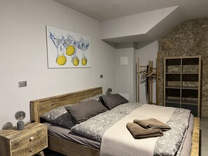 1 Schlafzimmer, Schreibtisch, kostenloses WLAN, Bettwäsche