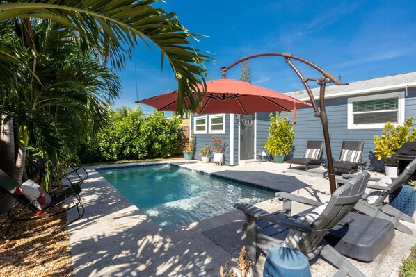 Outdoor pool, a heated pool