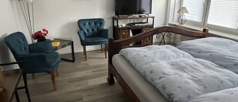 1 bedroom, iron/ironing board, WiFi, bed sheets
