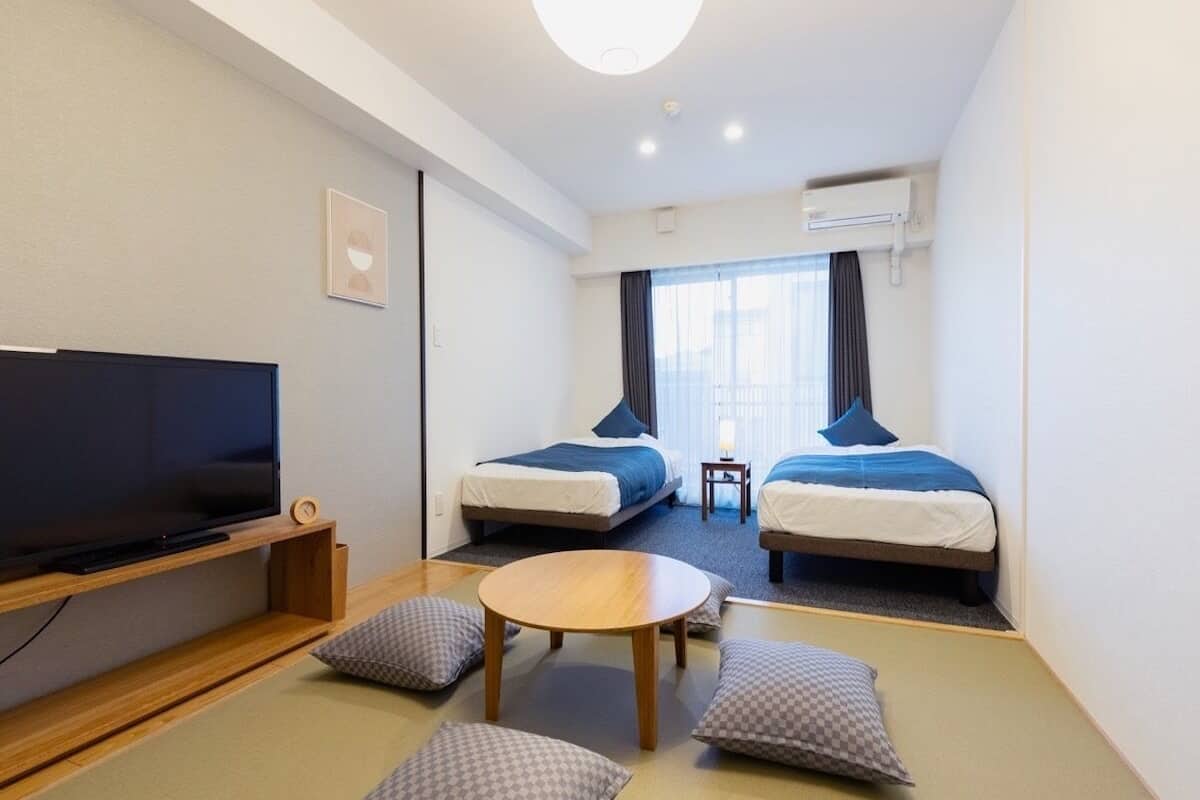 1 bedroom, down duvets, in-room safe, desk