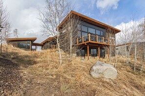 Exterior - Stunning 4 Bedroom in Silverthorne! (Silverthorne)