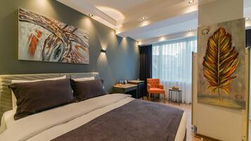 コンフォート ルーム | 1 室のベッドルーム、ミニバー、セーフティボックス (室内)、ノートパソコン用作業スペース