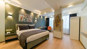 1 bedroom, minibar, in-room safe, laptop workspace