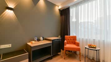 1 habitación, minibar y caja de seguridad en la habitación