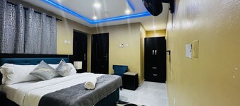 New Heights Castle Hotels