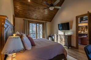 4 室のベッドルーム、アイロン / アイロン台、WiFi、ベッドシーツ