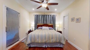 15 bedrooms, WiFi - Harlan's Haven (Bolivar Peninsula)