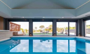 Piscine couverte, piscine chauffée