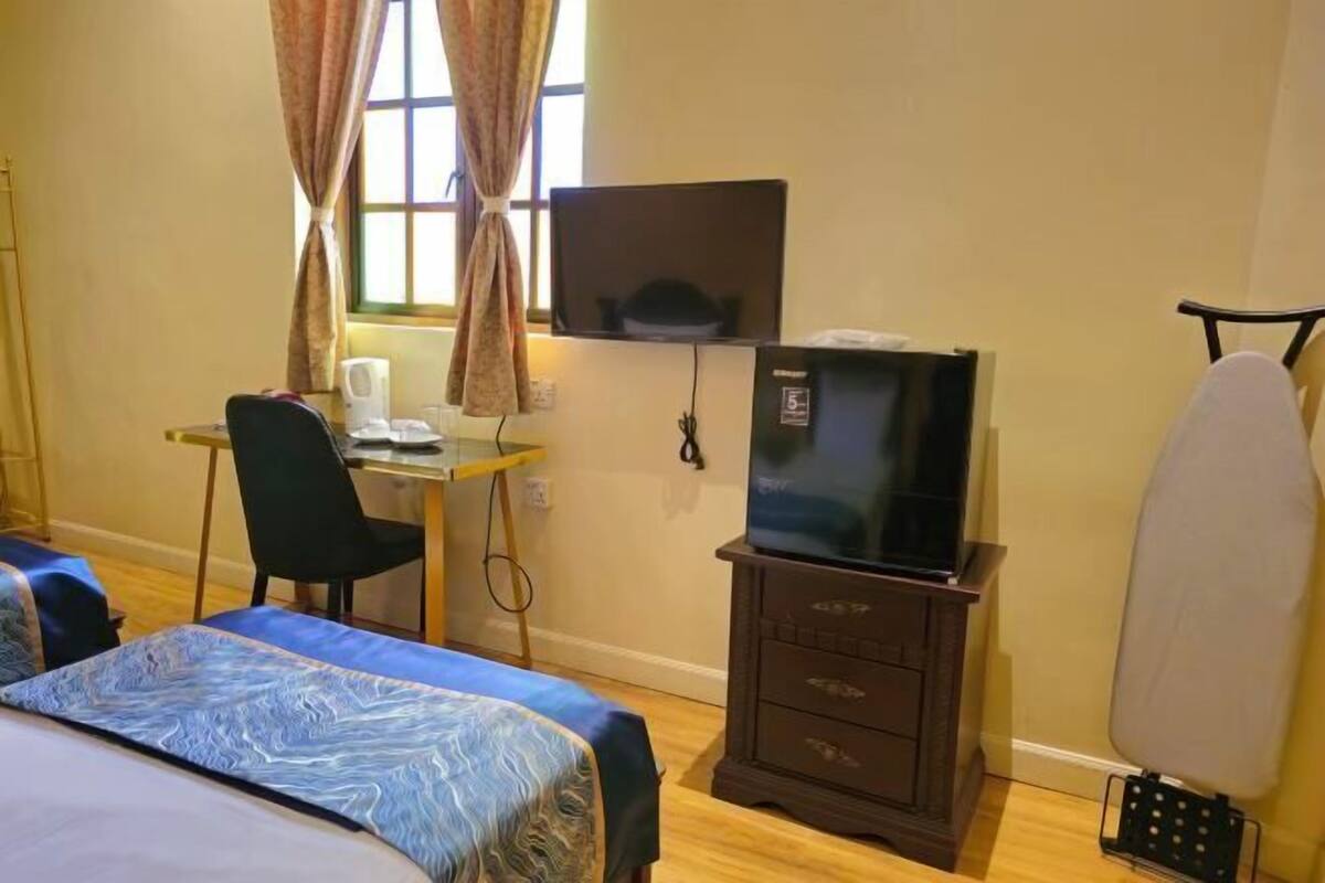 1 bedroom, iron/ironing board, free WiFi, bed sheets