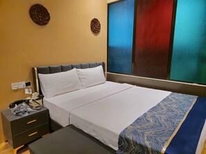 Iron/ironing board, free WiFi, bed sheets - THE CENTURY BOUTIQUE HOTEL (George Town)