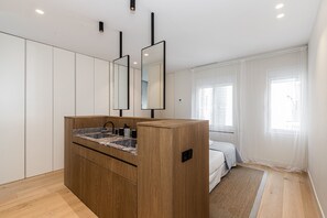 3 Schlafzimmer, Bügeleisen/Bügelbrett, kostenloses WLAN