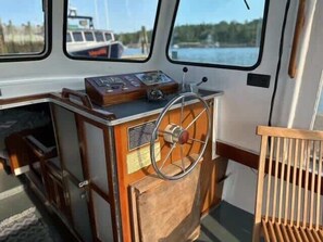 Unclassified image, 2 of 13, button - Seaquest Rental! Stay at the Marina! (Southwest Harbor)