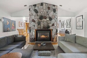 Unclassified image, 4 of 53, button