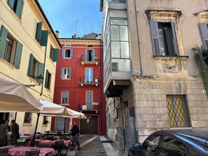 Bagian depan properti