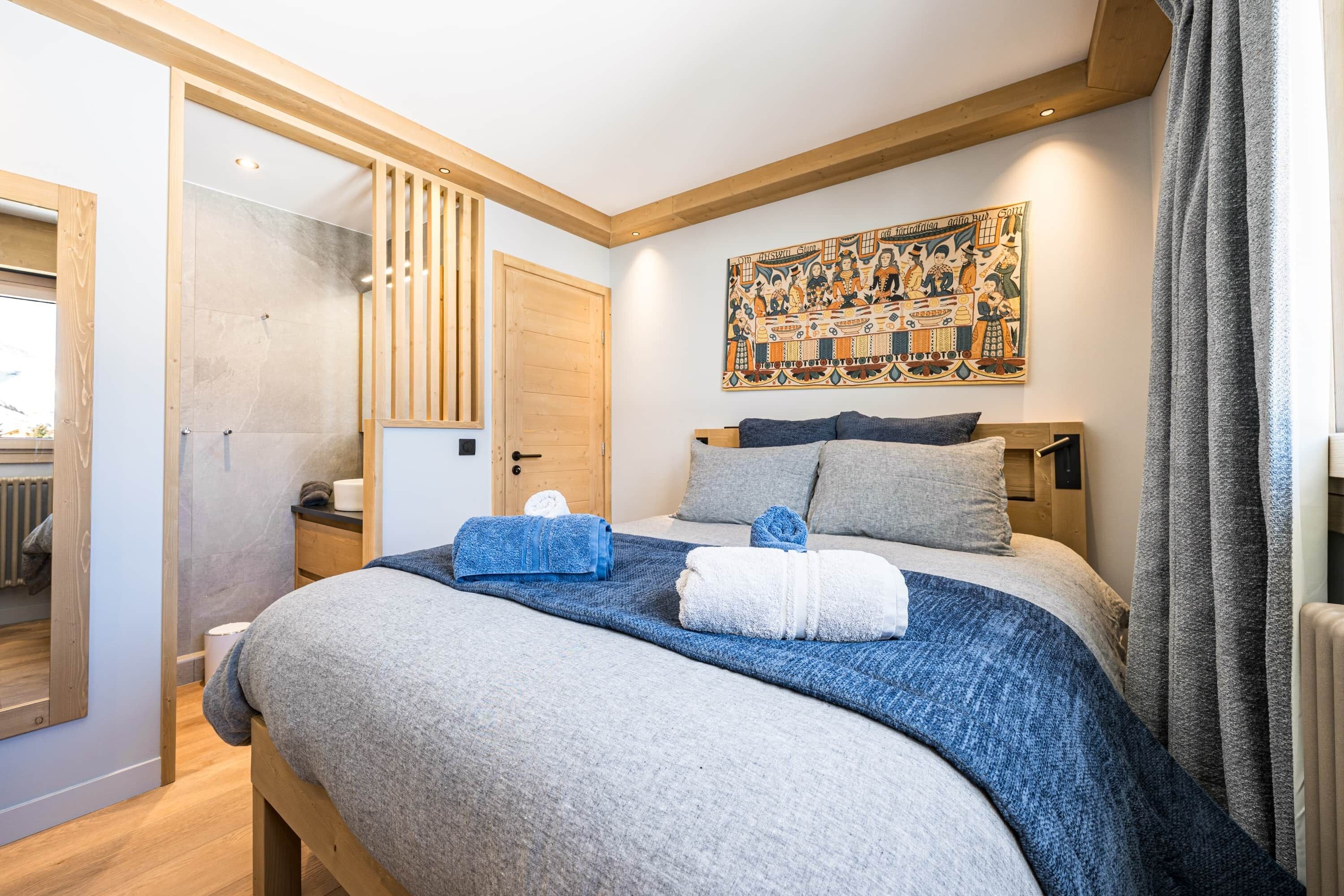 3 chambres, fer et planche à repasser, lit parapluie, Wi-Fi gratuit