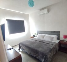 Superior Bungalow | 1 bedroom, free WiFi, bed sheets, wheelchair access