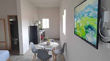 Family Bungalow | Living area | 40-inch flat-screen TV with digital channels