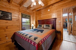 6 bedrooms, desk, travel cot, free WiFi
