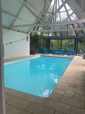 Innenpool, beheizter Pool