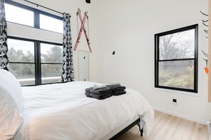 2 habitaciones, cuna de viaje, wifi y ropa de cama 
