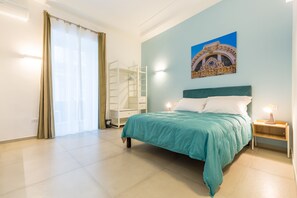 Wifi gratis y ropa de cama