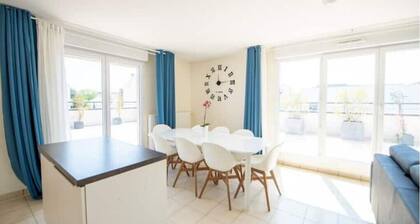 Beautiful 3 bedroom apartment 20 min from Paris