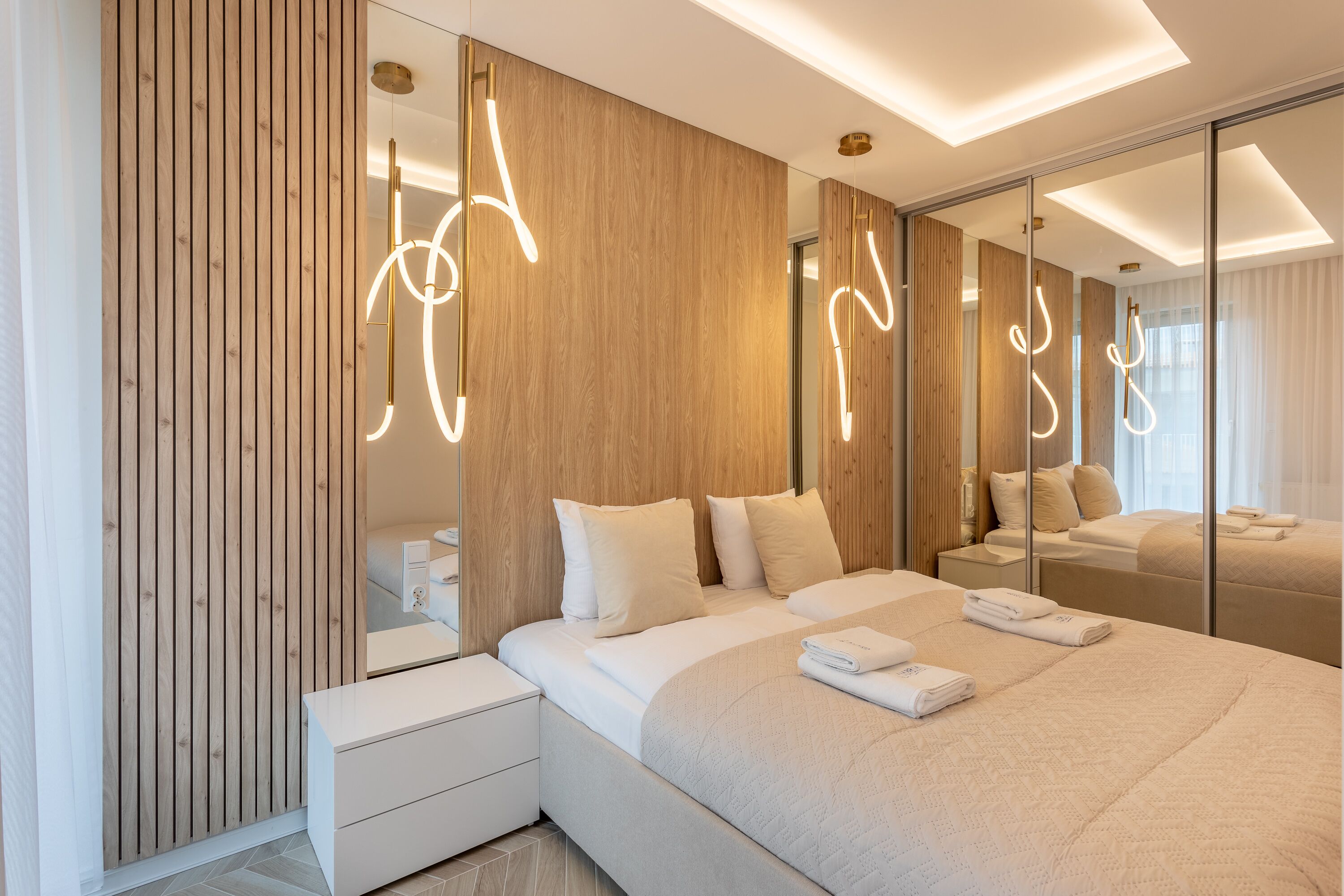 1 غرفة نوم ومكواة/لوح كي وواي فاي وملاءات أسرّة