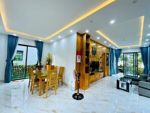 Luxury Villa (Paris Villa Beach) | Living area