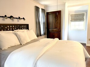 3 bedrooms, iron/ironing board, travel cot, WiFi