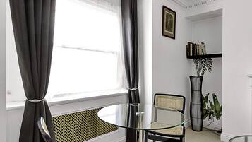 Basic Apartment, Multiple Beds | Interior