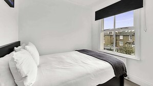 基本公寓, 多張床 | 2 間睡房、手提電腦工作空間、熨斗/熨衫板、床單