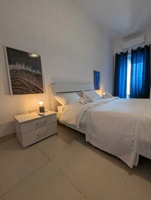 1 soverom, strykejern/-brett, wi-fi og sengetøy