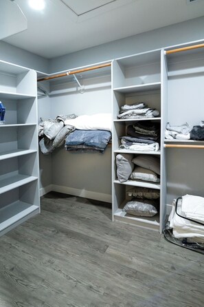 Interior - Village Luxury Living (Yuma)