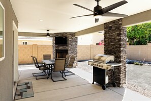 Property grounds - Village Luxury Living (Yuma)